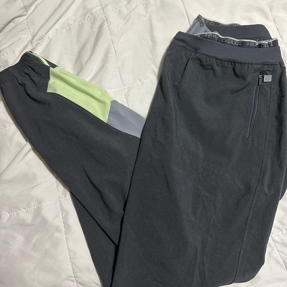 Cherokee jogger scrub pants - Picture 1 of 1